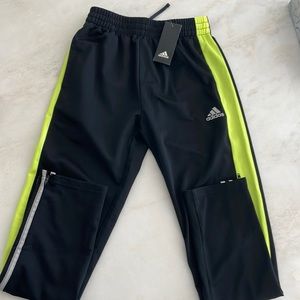 NWT Adidas Boys Black/Neon Yellow Athletic Pant-Size Medium (10/12)